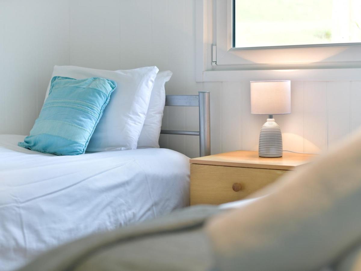 Pass The Keys Gower Beach Staycation Caswell Bay - Sleeps 4 Swansea Kültér fotó